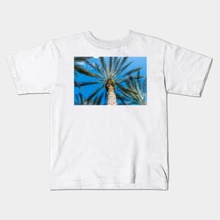Palm tree looking up Kids T-Shirt